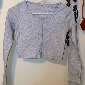 Brandy Melville, gray cropped shirt